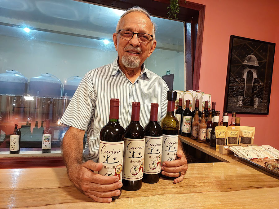 Vem aí o vinho tinto de açaí!