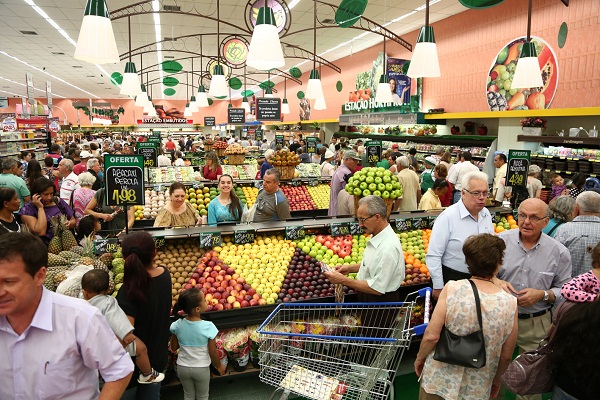 ABRAS revela aumento no consumo de alimentos nos lares brasileiros
