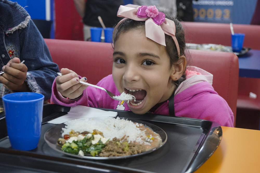 Combate à fome: restaurante Baccarelli inaugura em Heliópolis