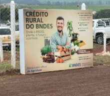 BNDES aprova R$ 29,7 bi no Plano Safra 2024/25 durante Agrishow 2025