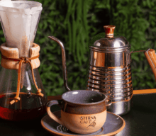 Slow Coffee: o novo ritual do café e o movimento saudável que convida a desacelerar