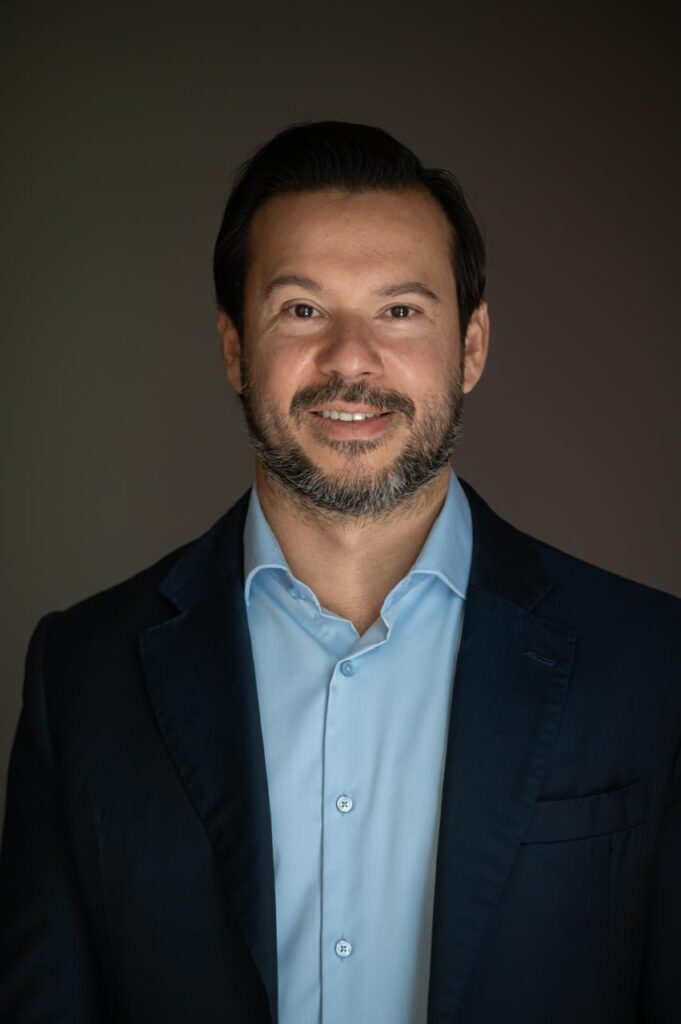 Gustavo Quadros médico